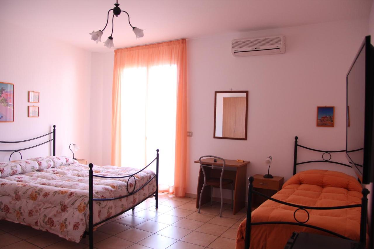 Fragolina B&B Furci Siculo Kültér fotó