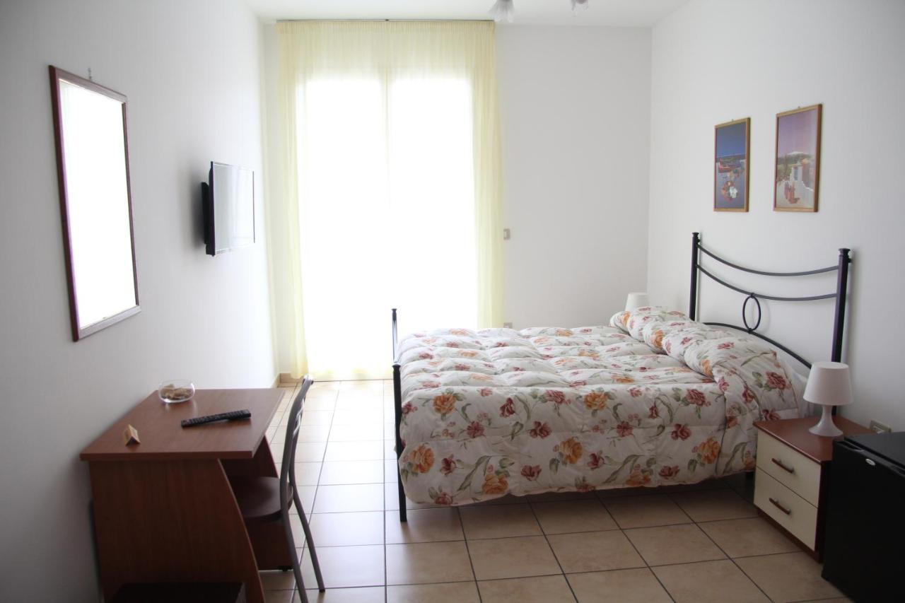 Fragolina B&B Furci Siculo Kültér fotó