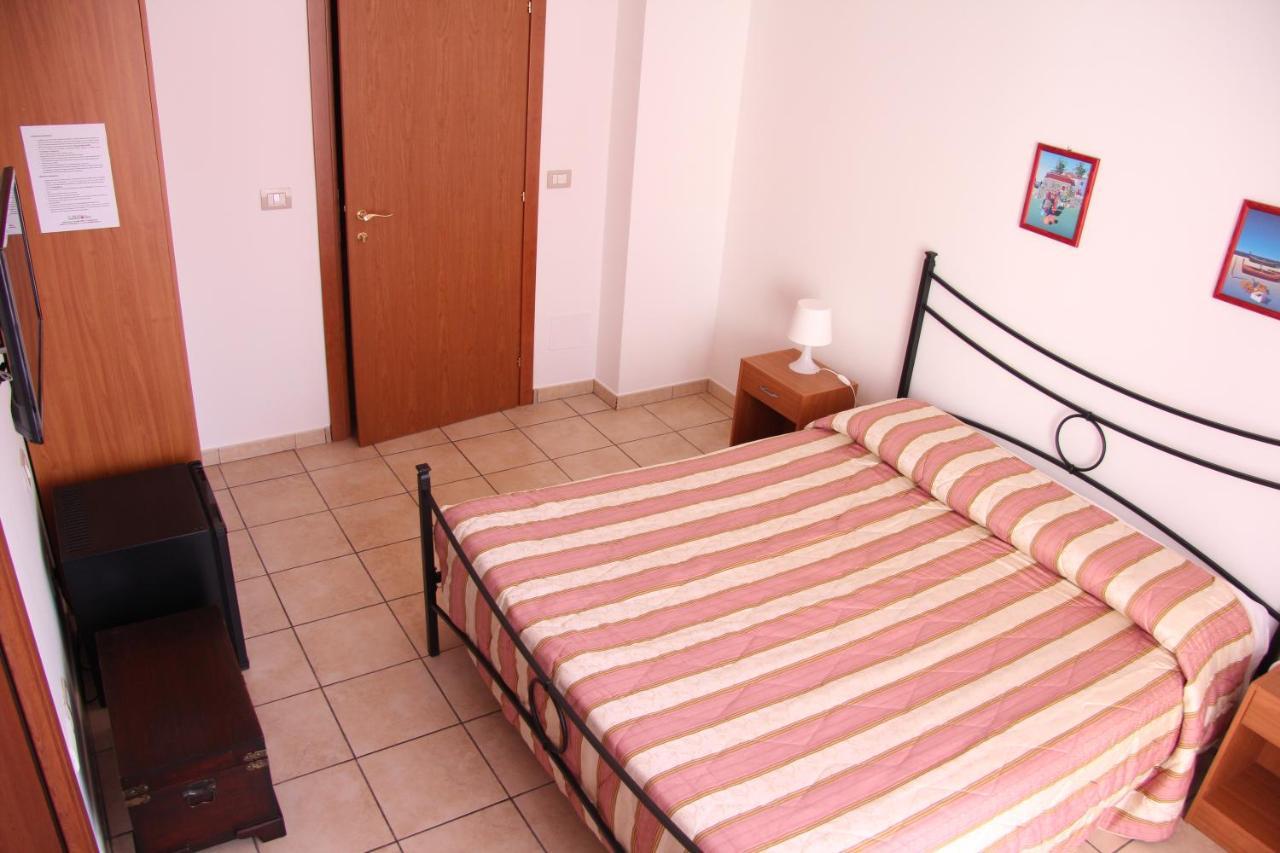 Fragolina B&B Furci Siculo Kültér fotó