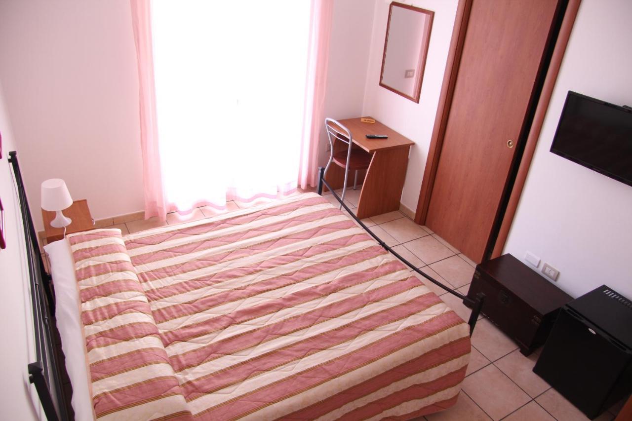Fragolina B&B Furci Siculo Kültér fotó