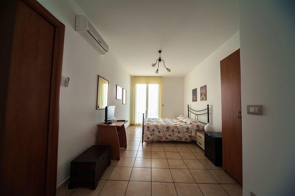 Fragolina B&B Furci Siculo Kültér fotó